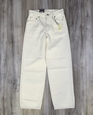 Levis Premium Baggy Dad Jeans Off White Ecru Straight Leg Womens Size 24x30 NEW